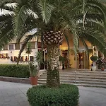 Hotel Aromar 4*
