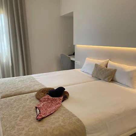 Hotel Aromar 4*