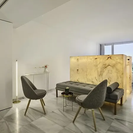 Ξενοδοχείο Aromar 4*